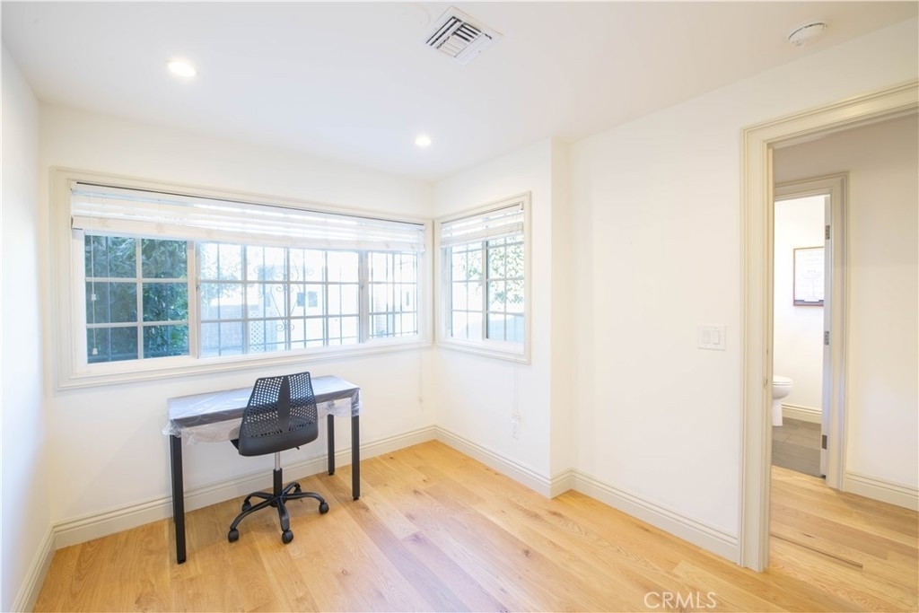 1275 W 23rd - Photo 30
