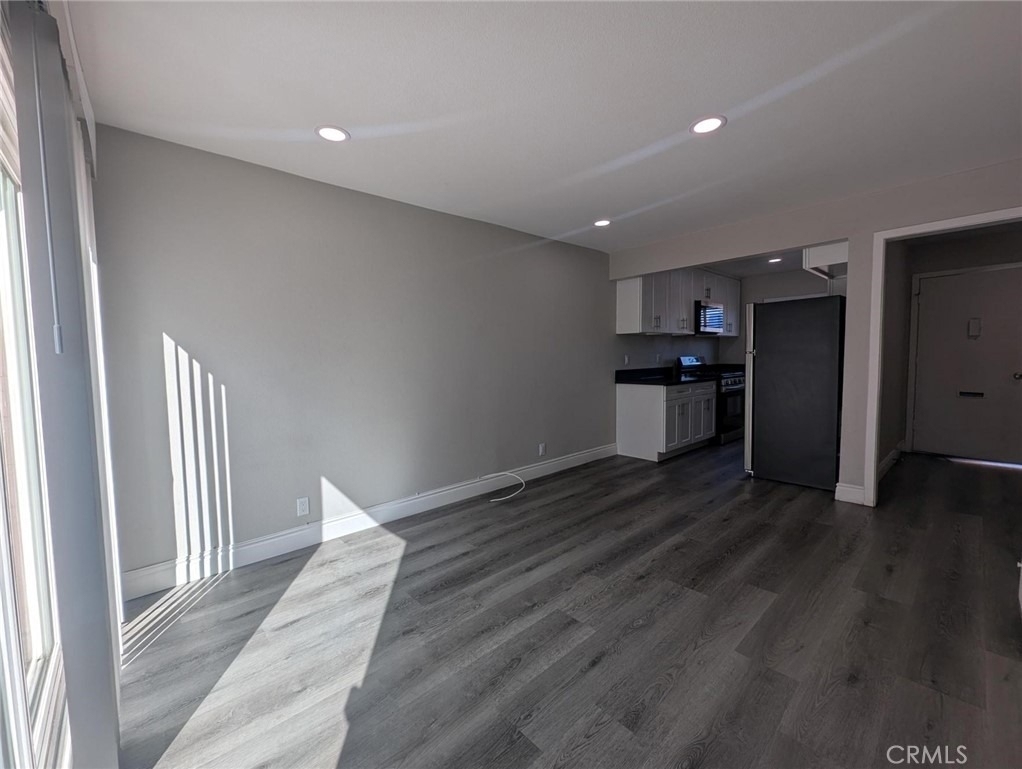 12128 Imperial Highway - Photo 3