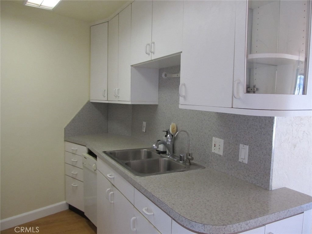 2035 4th Street - Photo 5