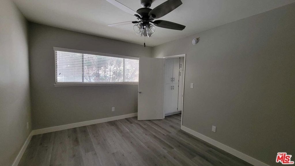 530 S Normandie Avenue - Photo 11