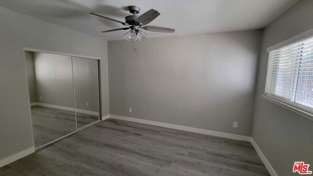 530 S Normandie Avenue - Photo 9