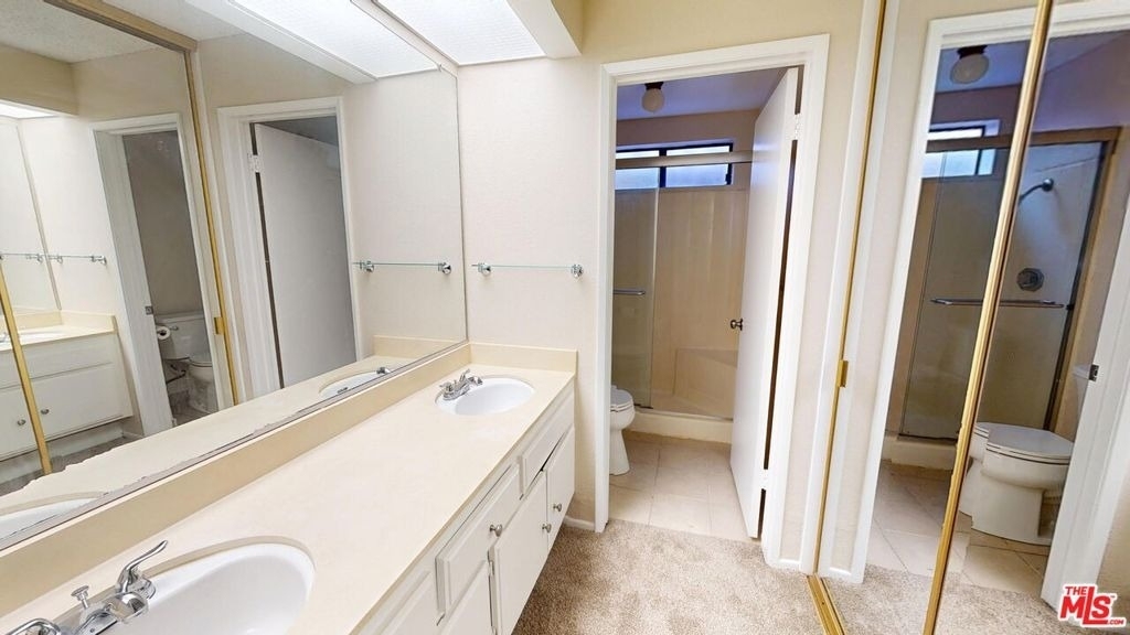 15215 Magnolia Boulevard - Photo 12