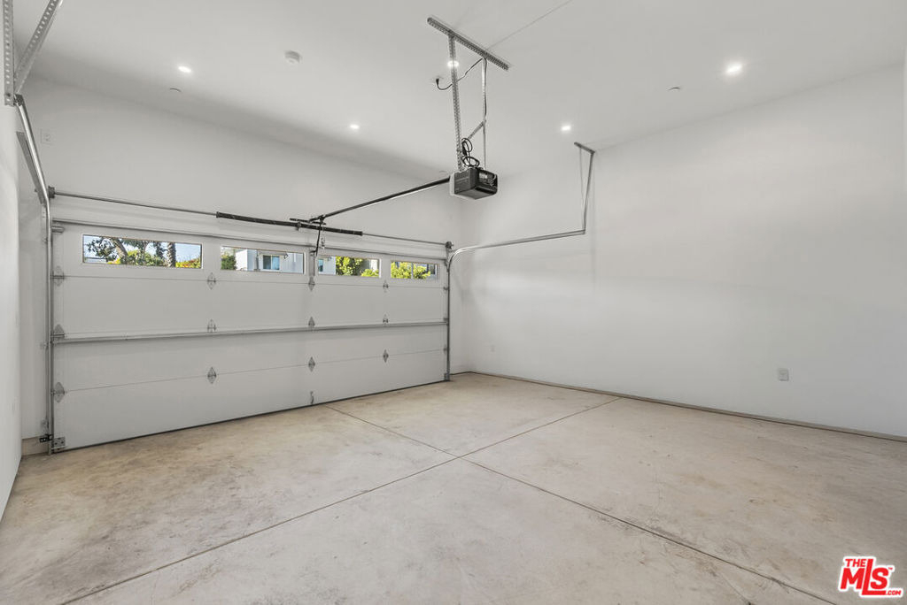 824 N Orange Grove Avenue - Photo 28
