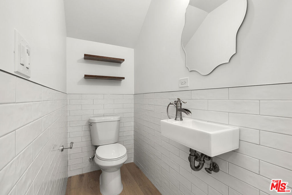 824 N Orange Grove Avenue - Photo 9