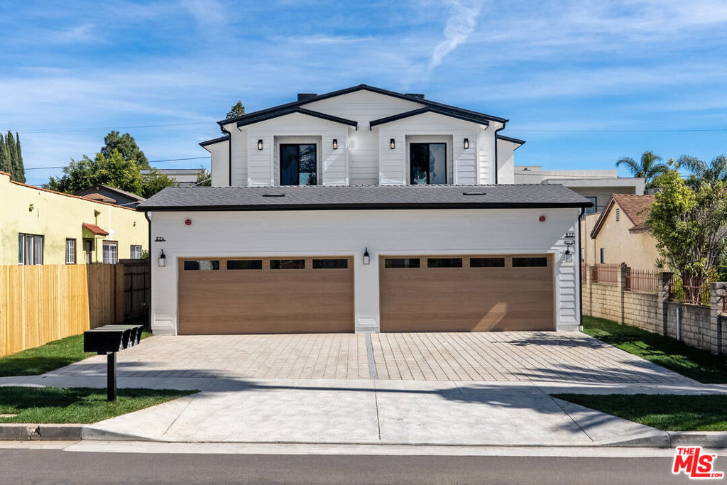 824 N Orange Grove Avenue - Photo 0