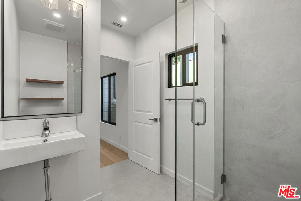 824 N Orange Grove Avenue - Photo 25