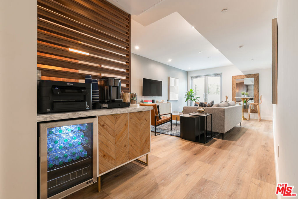 5801 Camerford Avenue - Photo 22