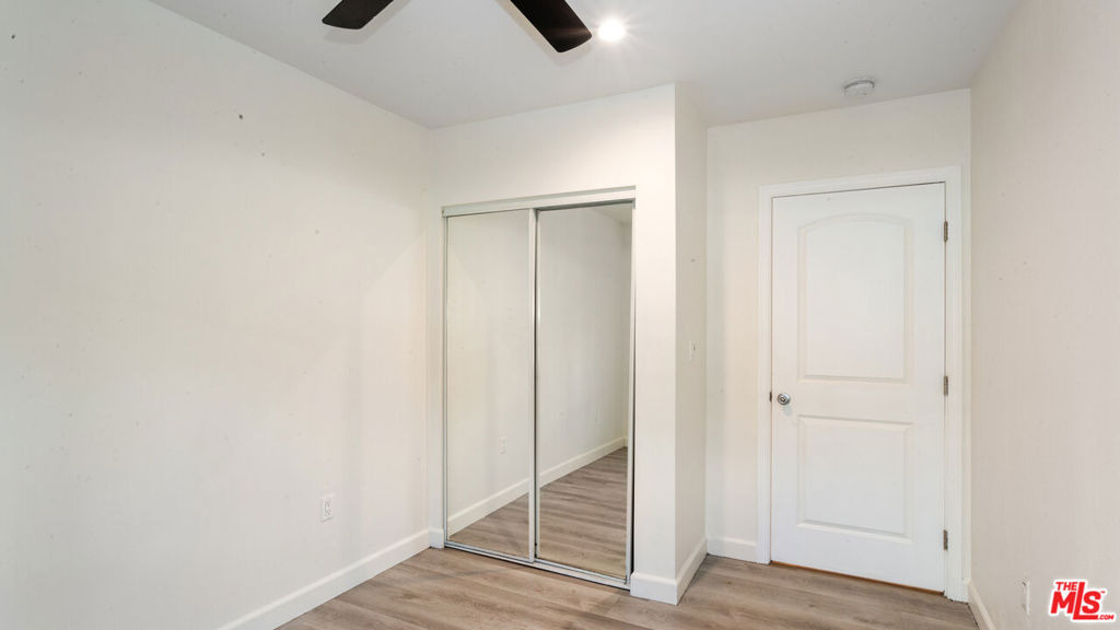 601 W 49th Street - Photo 12