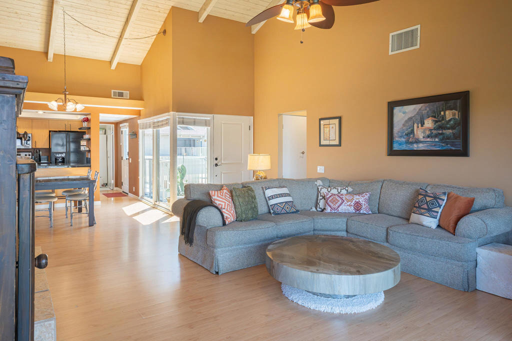 46631 Arapahoe Lane - Photo 1