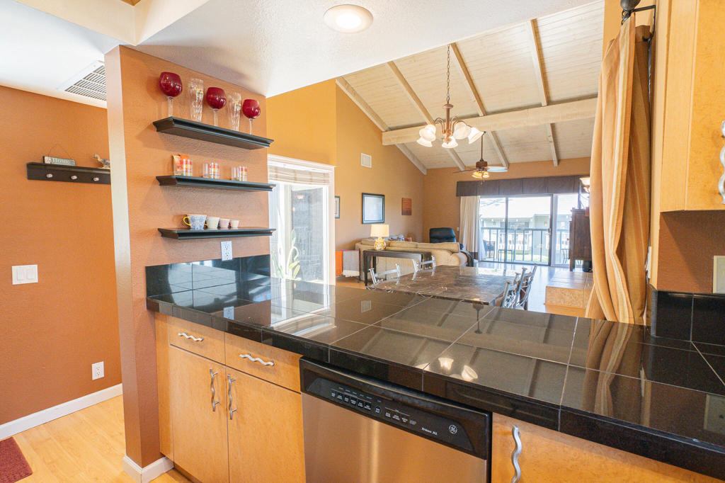 46631 Arapahoe Lane - Photo 4