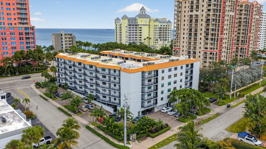 2029 N Ocean Boulevard - Photo 43