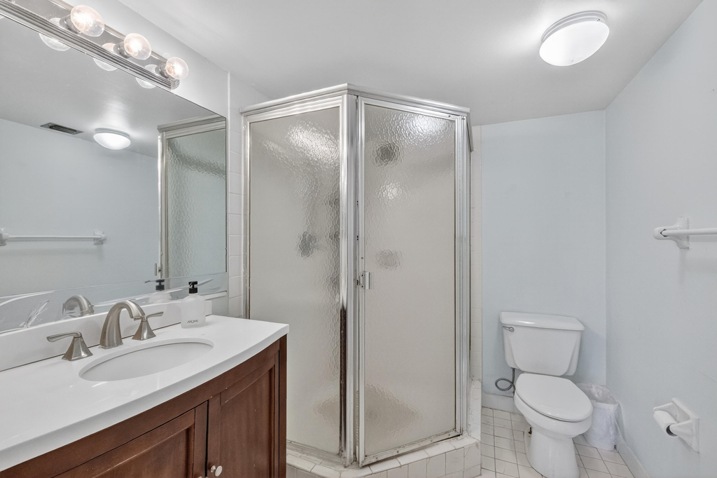 2029 N Ocean Boulevard - Photo 18