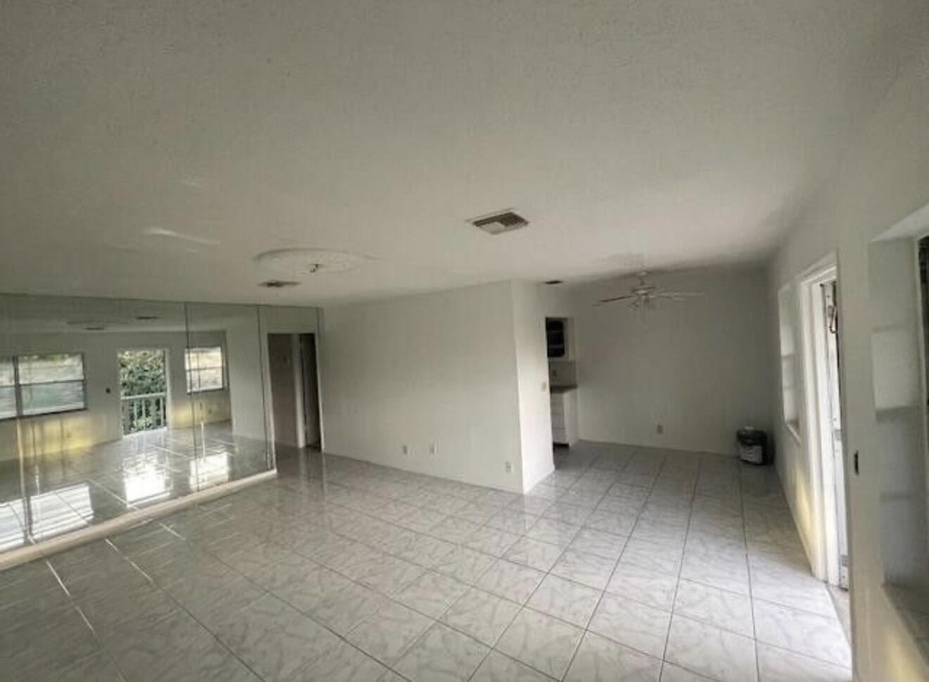 66 Easthampton C - Photo 14