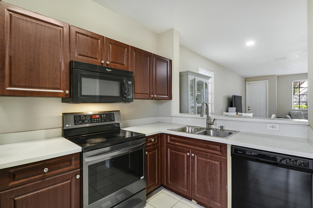 4170 Napoli Lake Drive - Photo 15