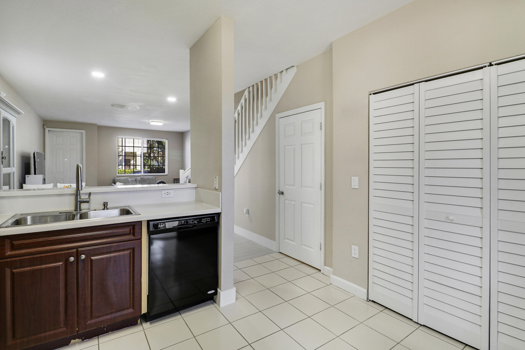 4170 Napoli Lake Drive - Photo 17