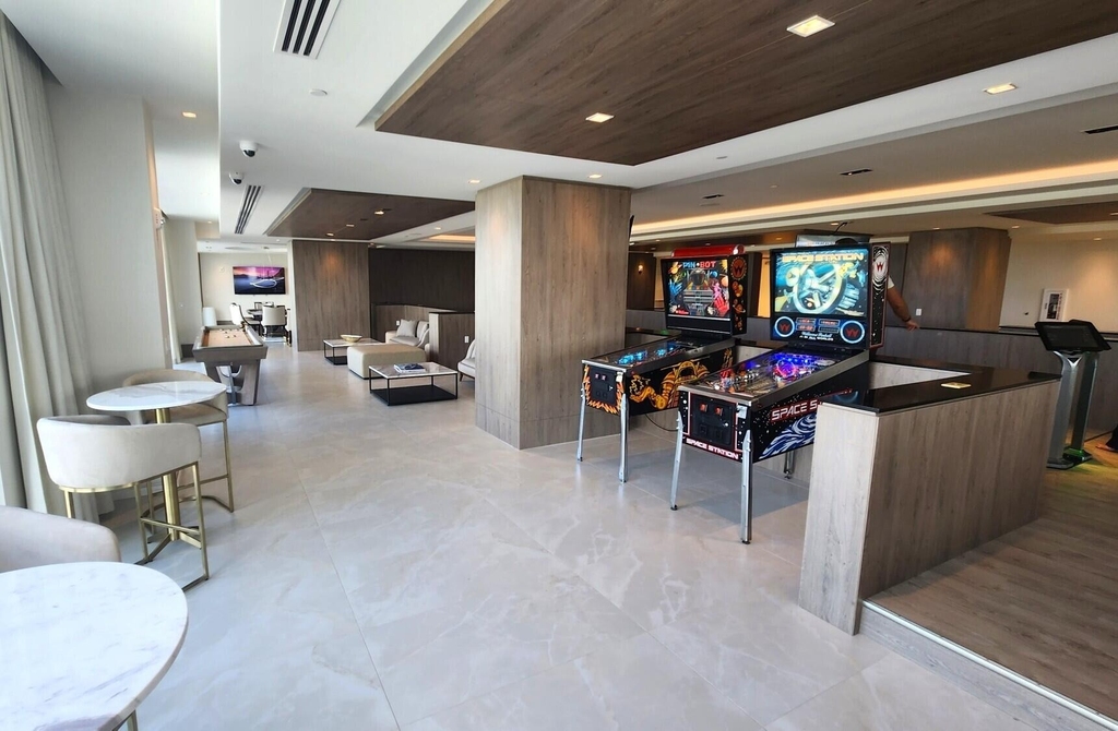 220 Lake Shore Drive - Photo 70