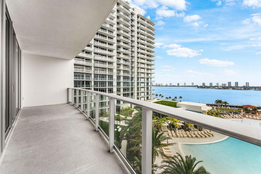 220 Lake Shore Drive - Photo 42