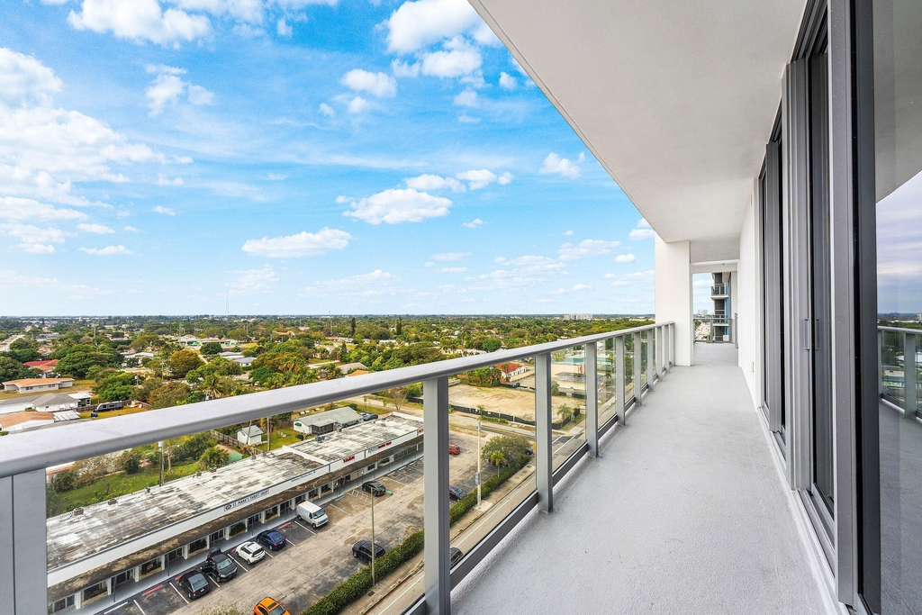 220 Lake Shore Drive - Photo 35