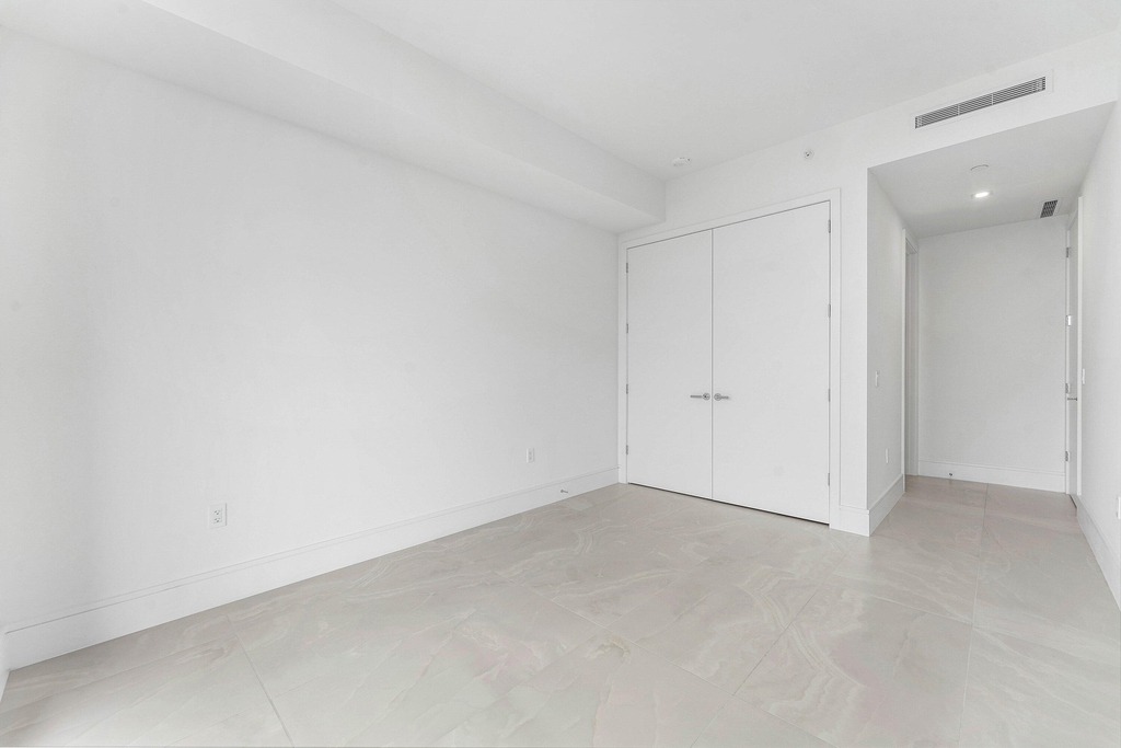 220 Lake Shore Drive - Photo 26