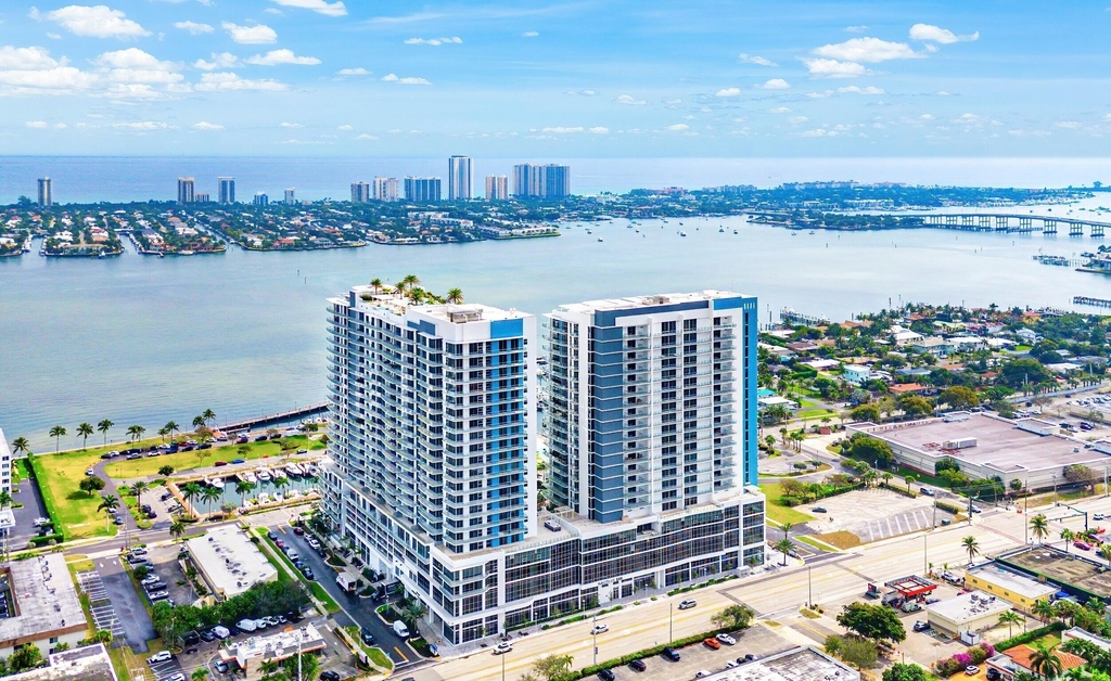 220 Lake Shore Drive - Photo 43