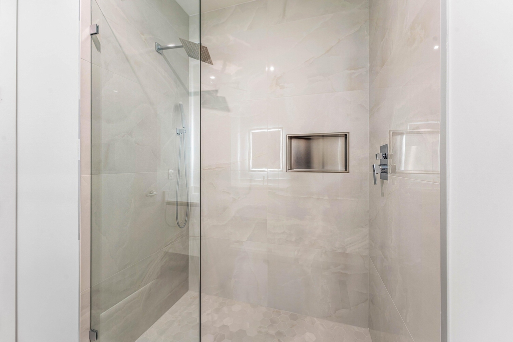 220 Lake Shore Drive - Photo 28
