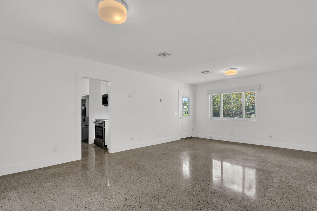 601 Paulina Road - Photo 8