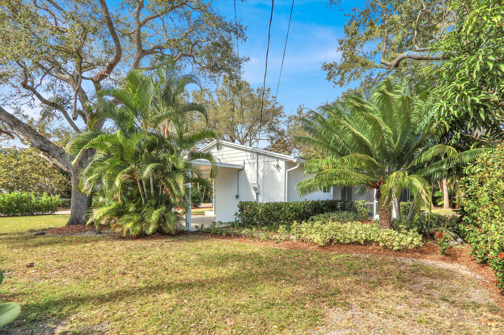 601 Paulina Road - Photo 34