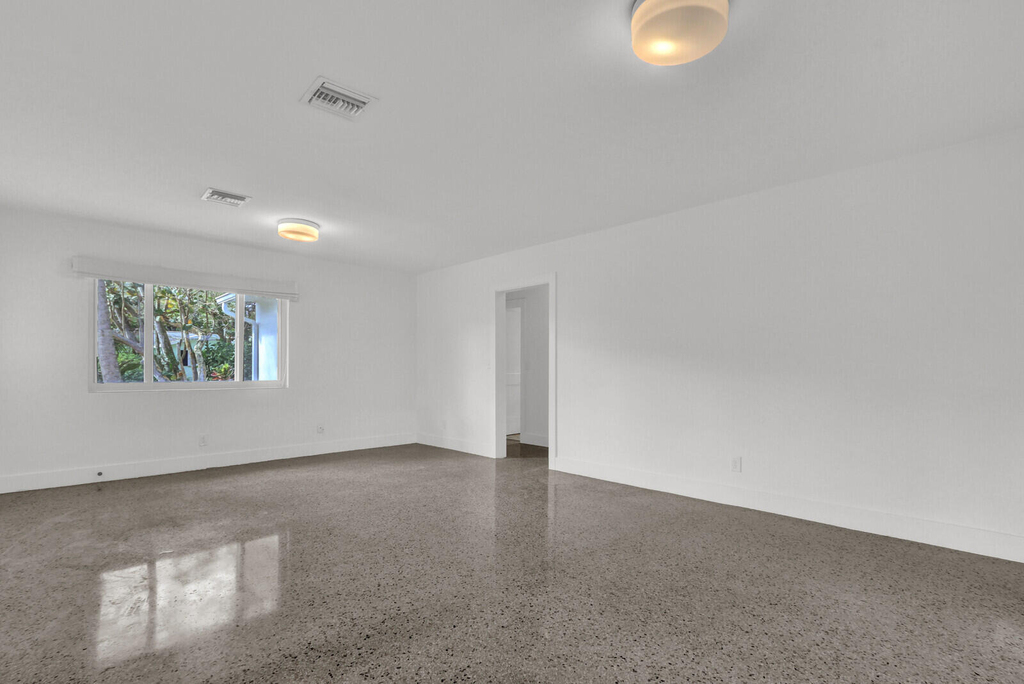 601 Paulina Road - Photo 9
