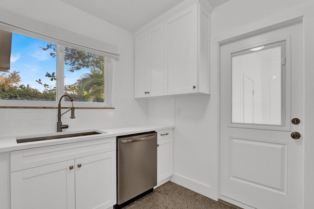 601 Paulina Road - Photo 12