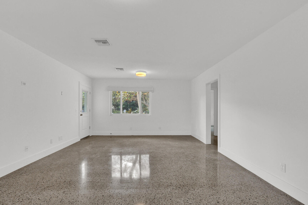 601 Paulina Road - Photo 10