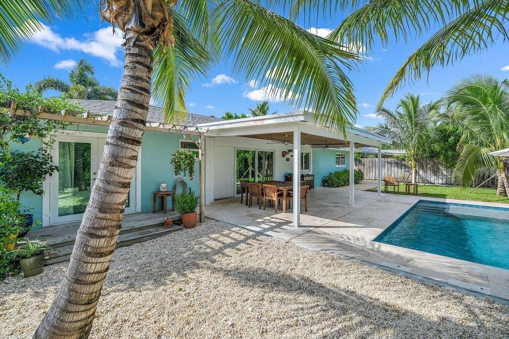 356 Mars Avenue - Photo 0