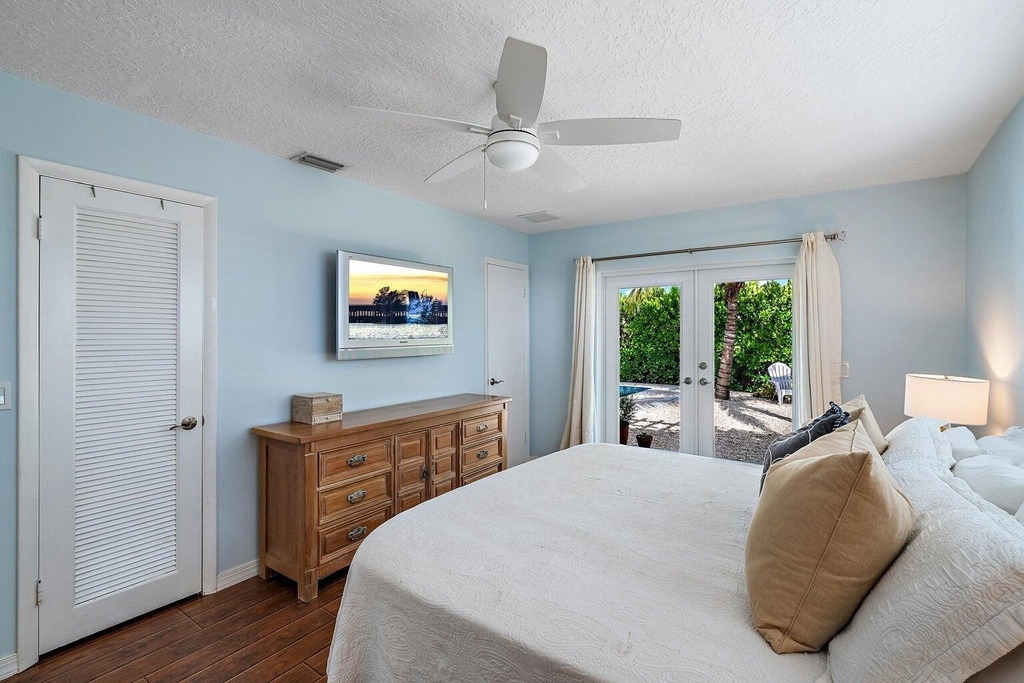 356 Mars Avenue - Photo 18