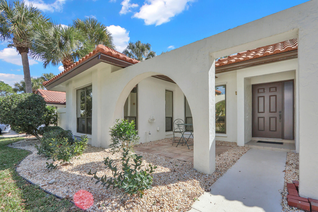 4004 Sw Osprey Creek Way - Photo 1