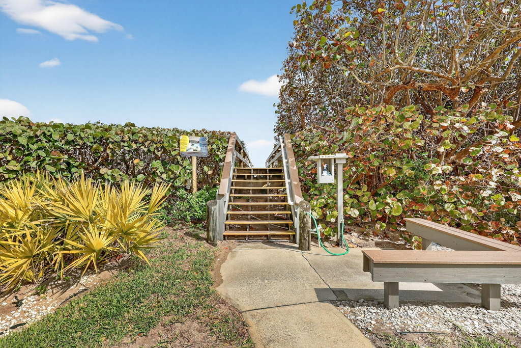 9940 S Ocean Drive - Photo 20