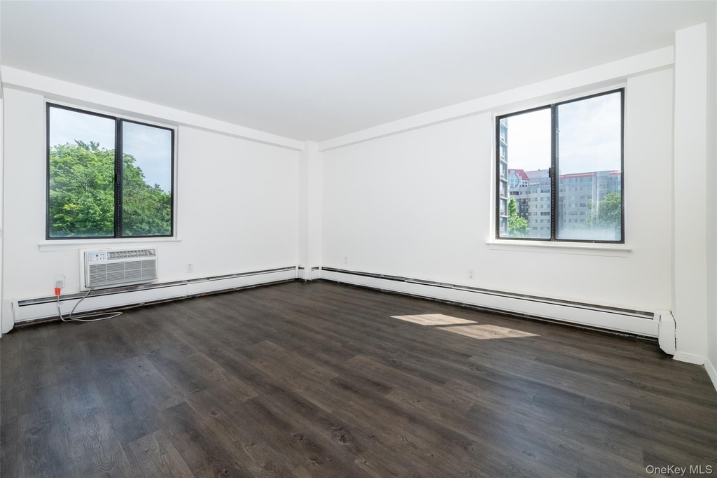 7 Lake Street - Photo 1