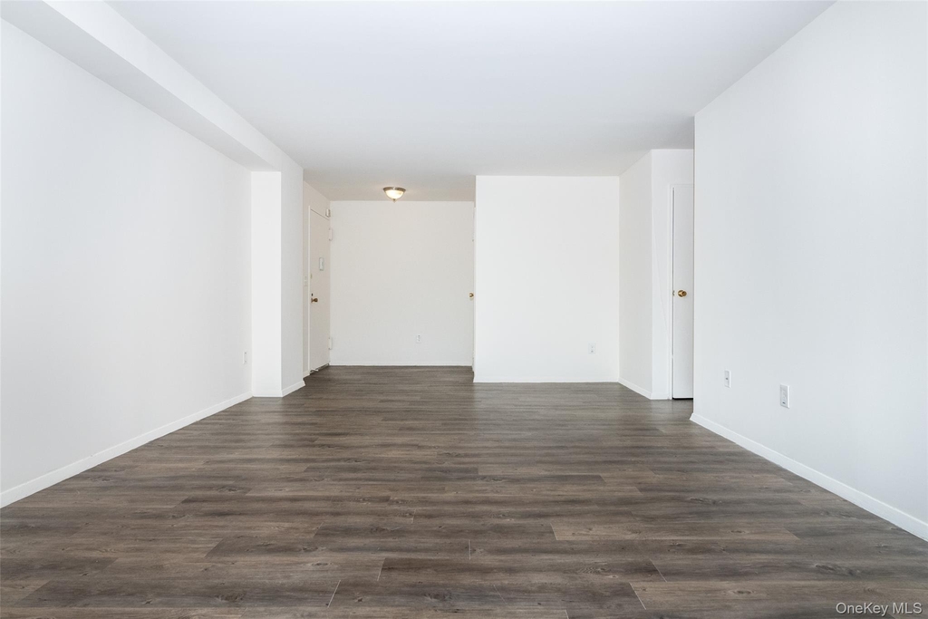 7 Lake Street - Photo 8