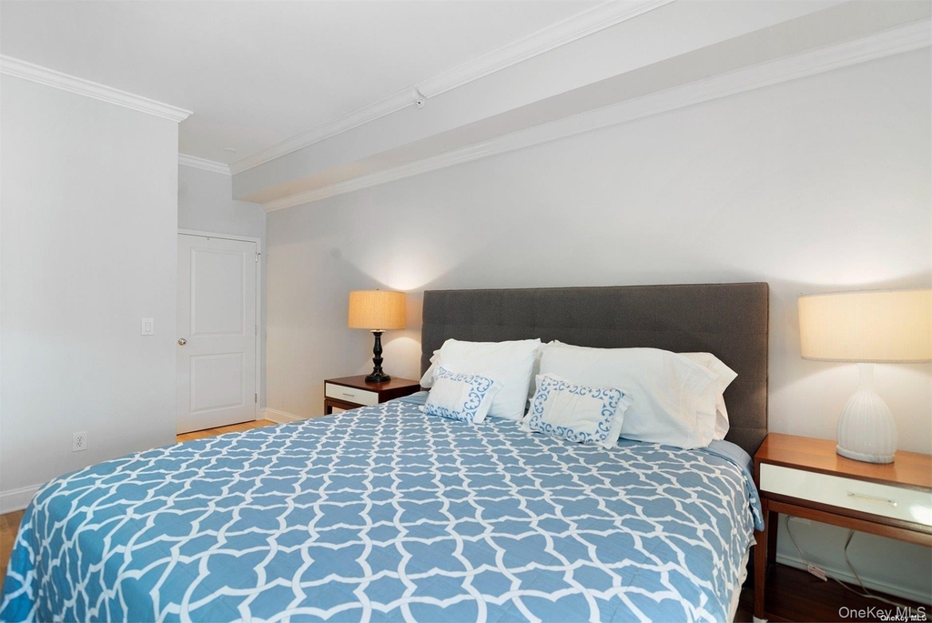 260 Dune Road - Photo 7