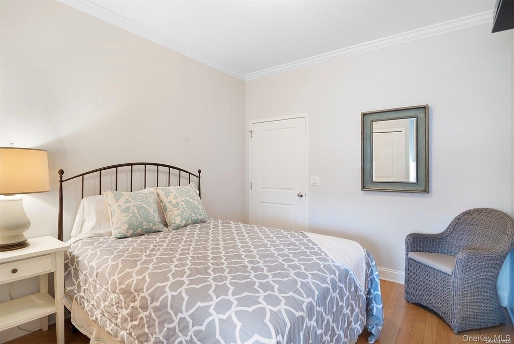 260 Dune Road - Photo 10