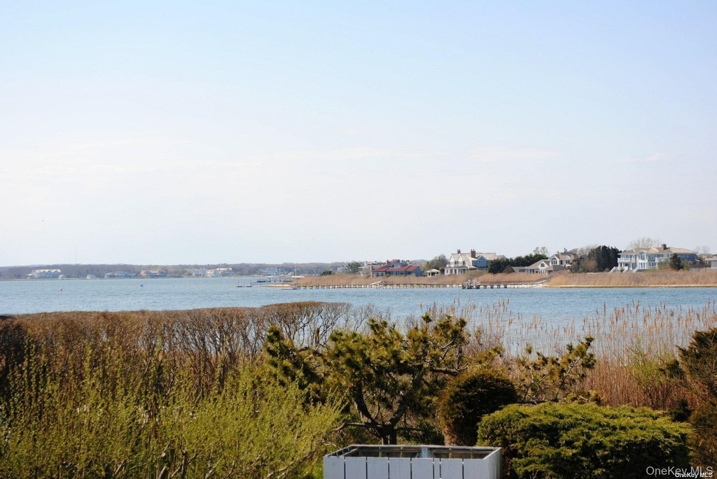260 Dune Road - Photo 0