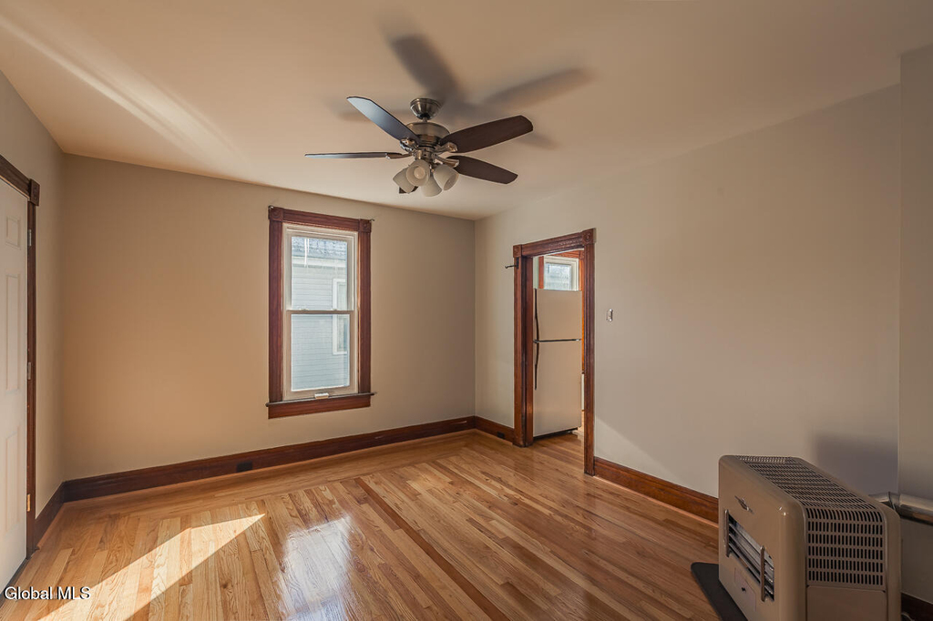 65 Van Derveer Street - Photo 5