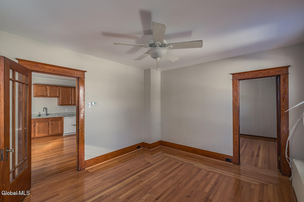65 Van Derveer Street - Photo 9