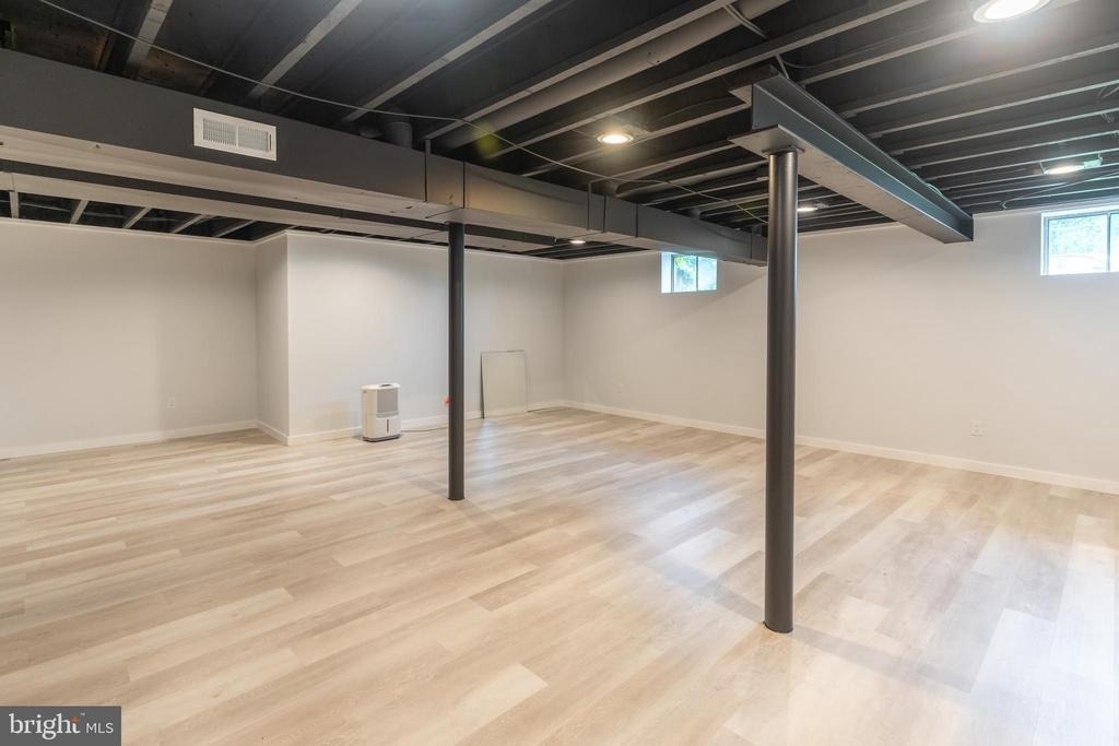 56 W Windrose Drive - Photo 33