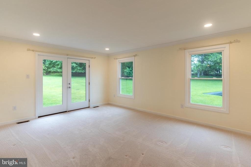 56 W Windrose Drive - Photo 9