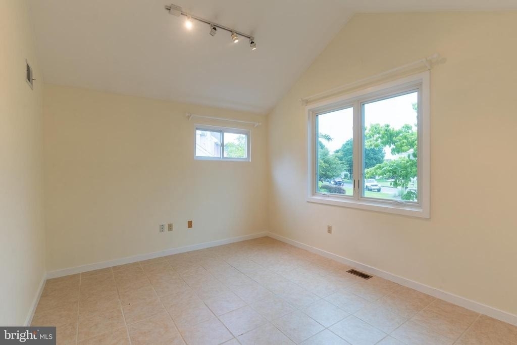56 W Windrose Drive - Photo 7