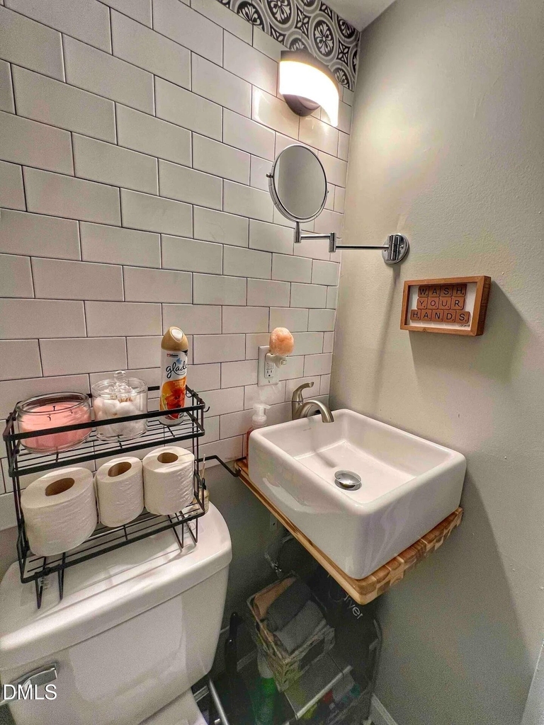 211 Ashe Avenue - Photo 4