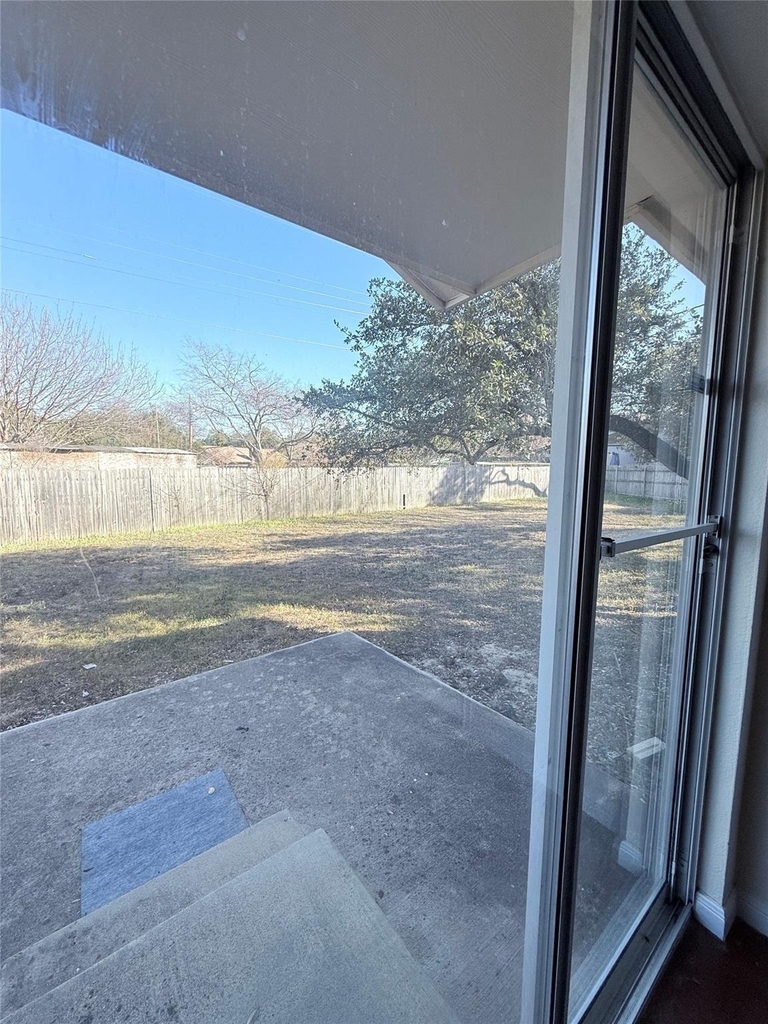 8621 Talyne Chaise Cir - Photo 25