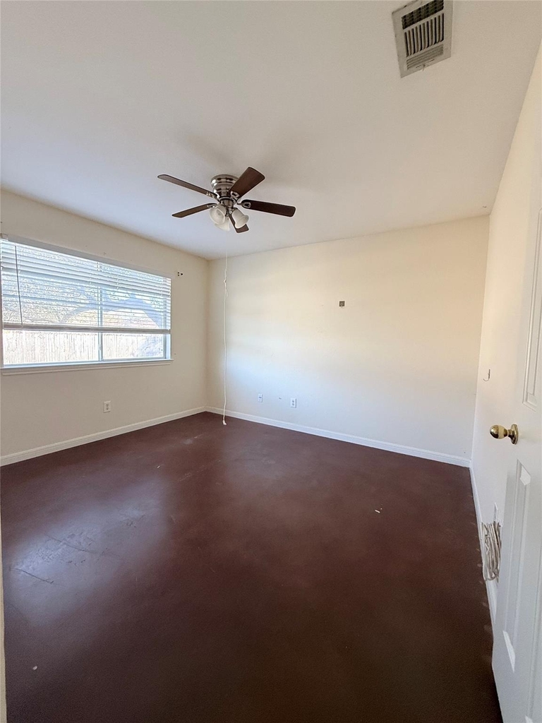 8621 Talyne Chaise Cir - Photo 30
