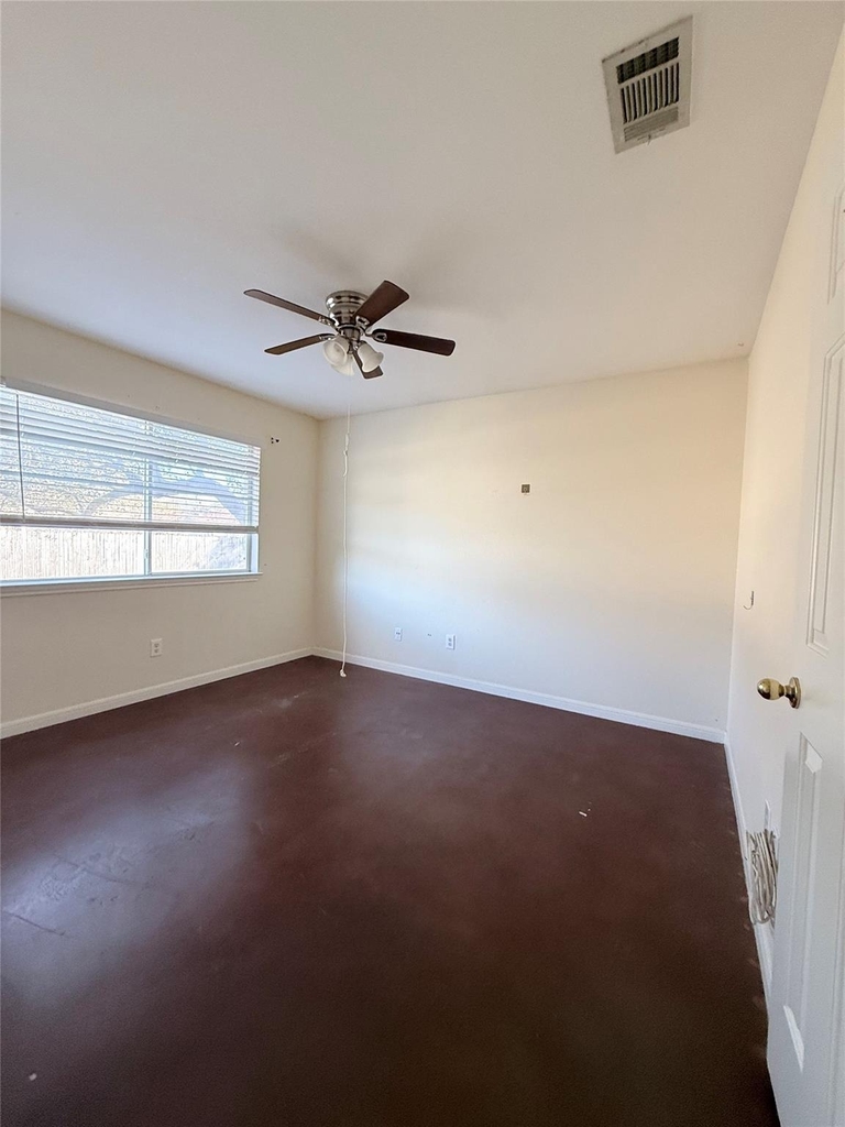 8621 Talyne Chaise Cir - Photo 31