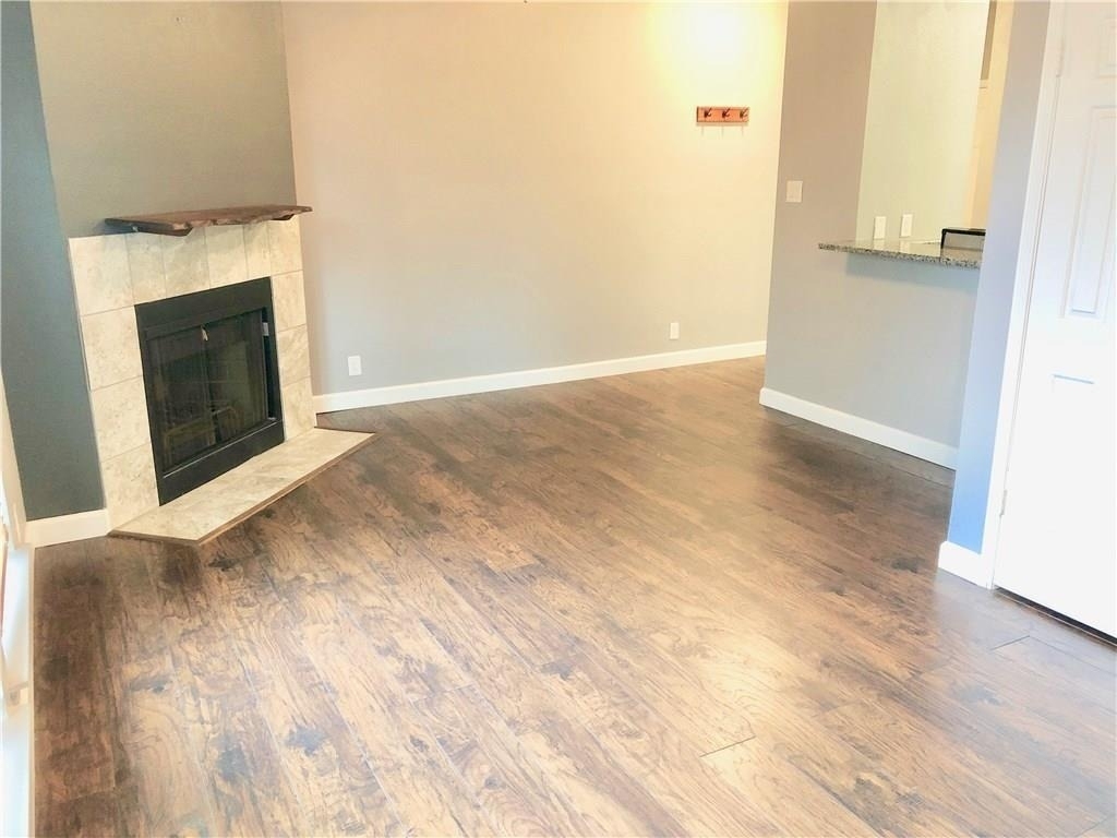 2414 Longview St - Photo 1