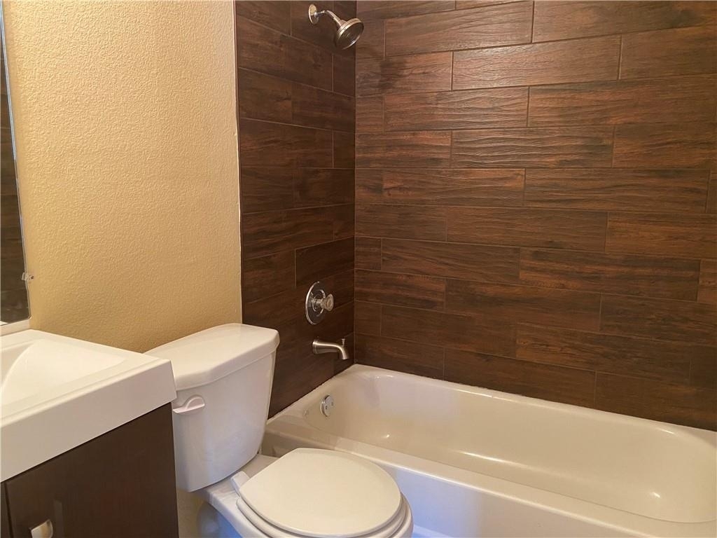 9609 Nightjar Dr - Photo 9